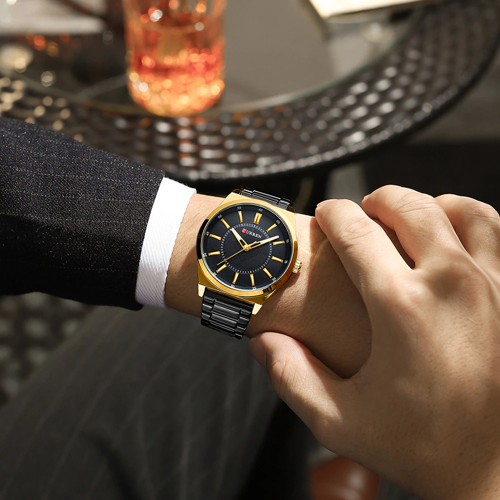 Relógio Masculino Luxuoso Curren para Homem de Negócios Aço Inoxidável Preto Black Gold (2)